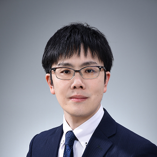 小川 博 氏