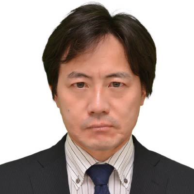 竹下 充氏
