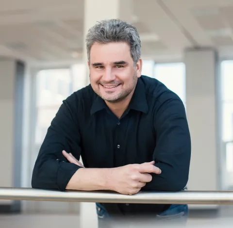 Dr. Michael Marz
