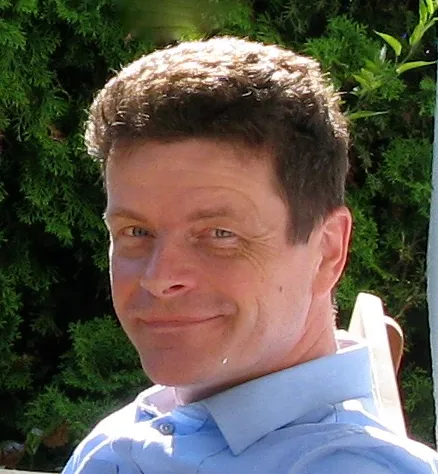 Volker Tegtmeyer, Principal Product Marketing Manager, Telecommunications, Red Hat